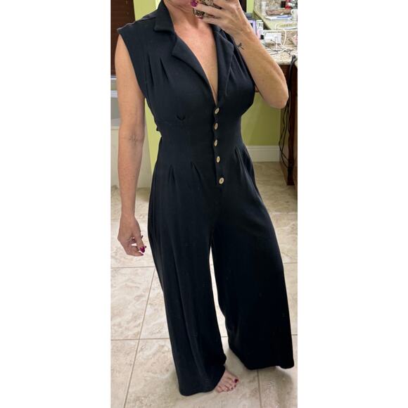 Free People Beach Black wide leg jumpsuit sleeveless V Neck button cutout XS - Picture 3 of 10